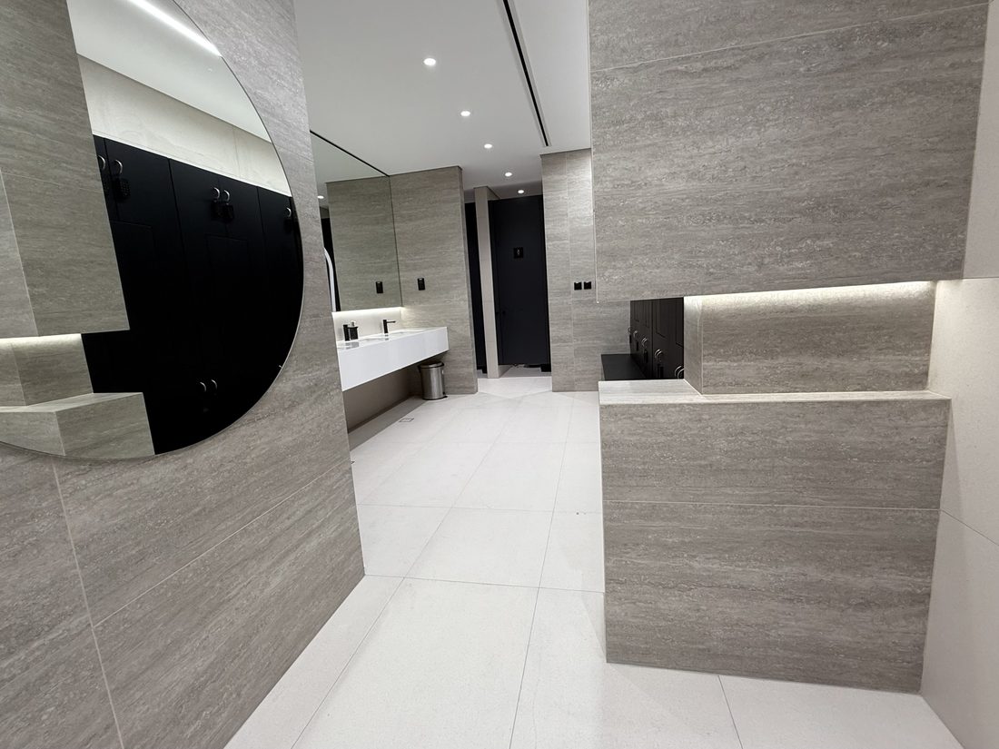 Lockers and basins in the changing room